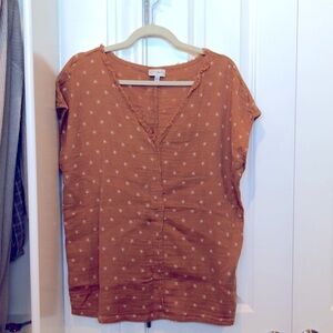 100% cotton gauze sz L Womens top in a burnt orange color. So soft and comfy!